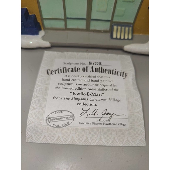 KWIK-E-MART THE SIMPSONS / HAWTHORNE CHRISTMAS VILLAGE COLLECTION #A6689 - Picture 8 of 9